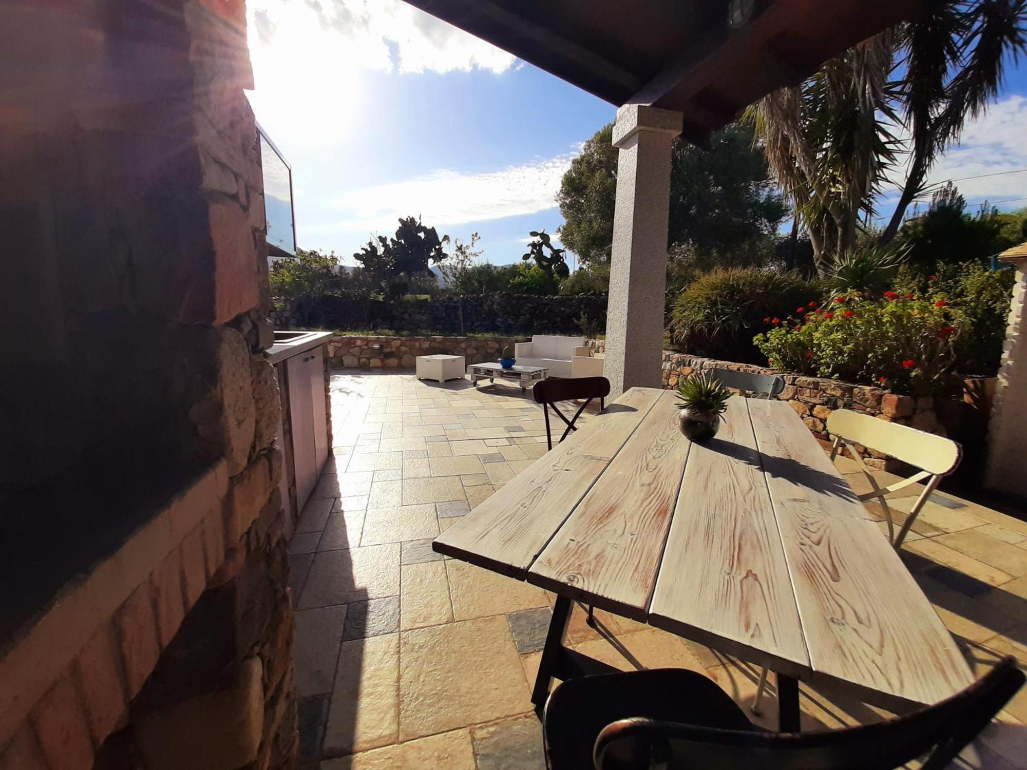Casale Diletta Bed & Breakfast Castiadas Exterior photo